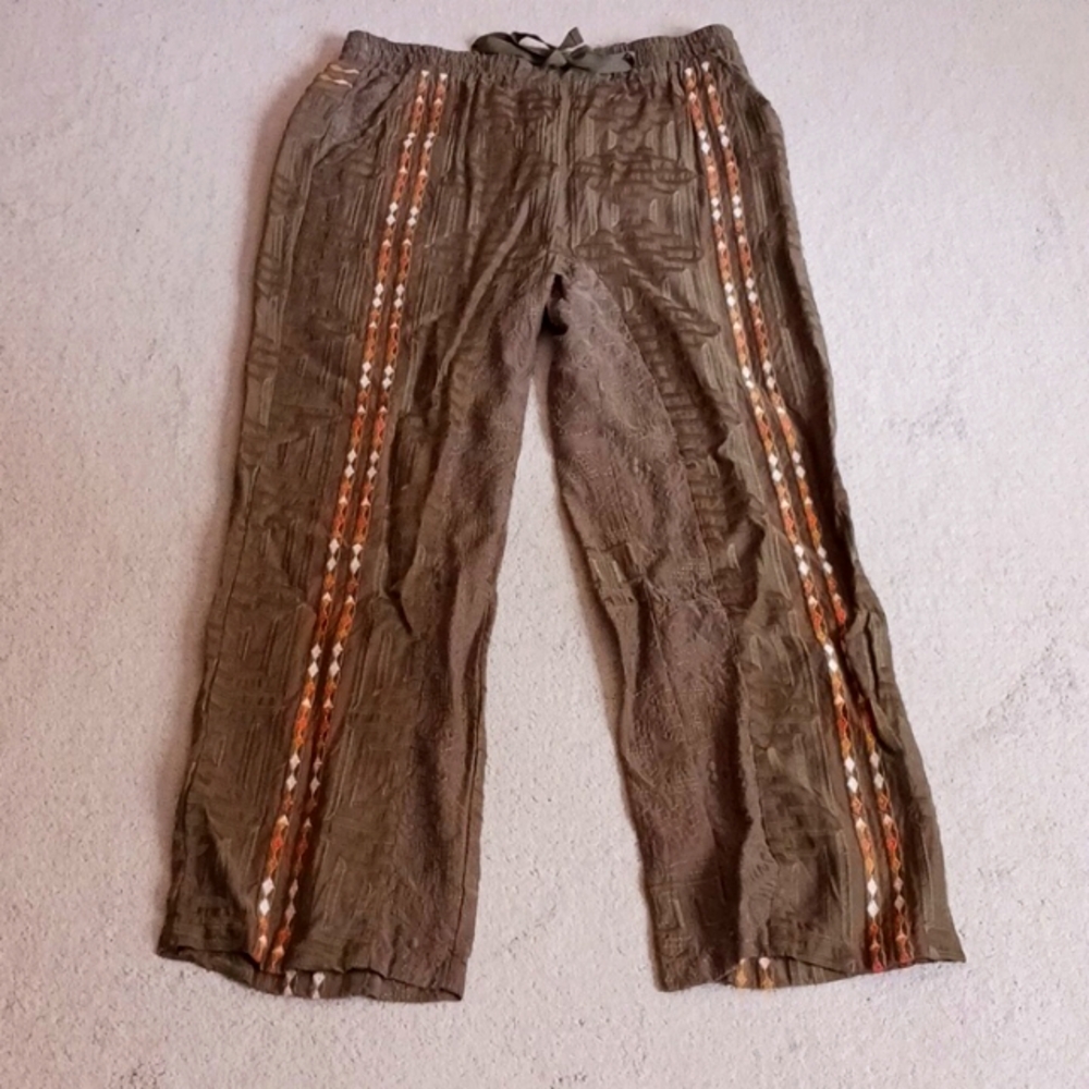 Beautiful olive pants, elastic/tie-waist, full length with pockets, Cupra/linen